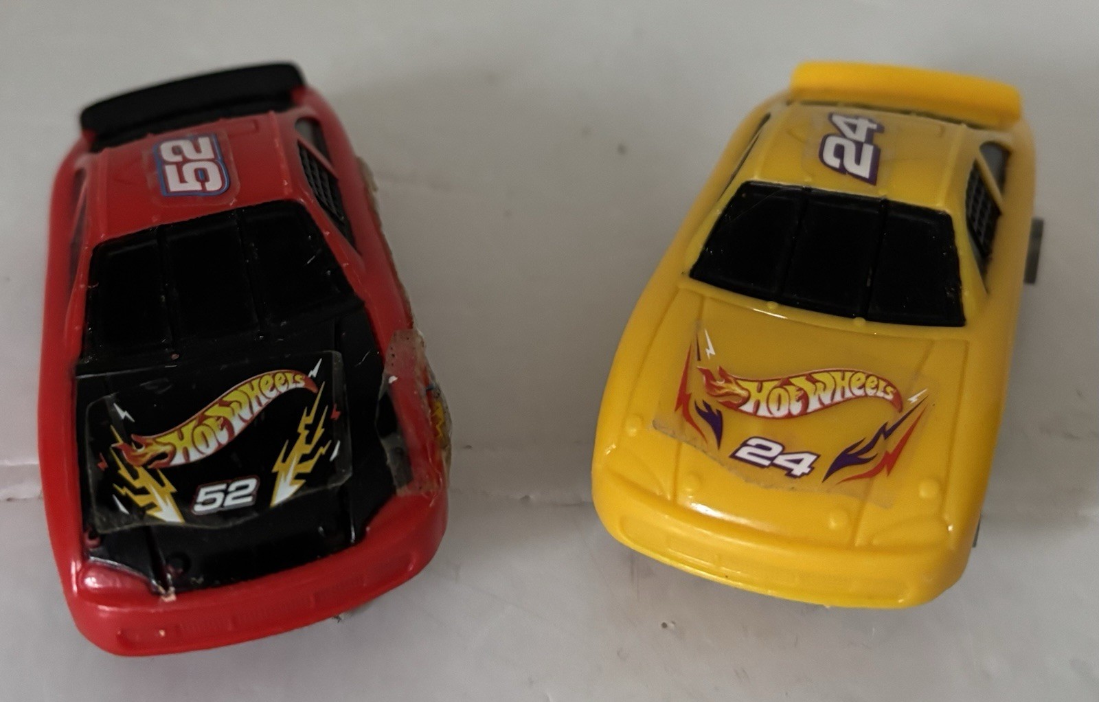 Pair of Hot Wheels Slot Cars 1:43 from Racing Super Speedway 2001 TESTED Working_0 Pair of Hot Wheels Slot Cars 1:43 from Racing Super Speedway 2001 TESTED Working