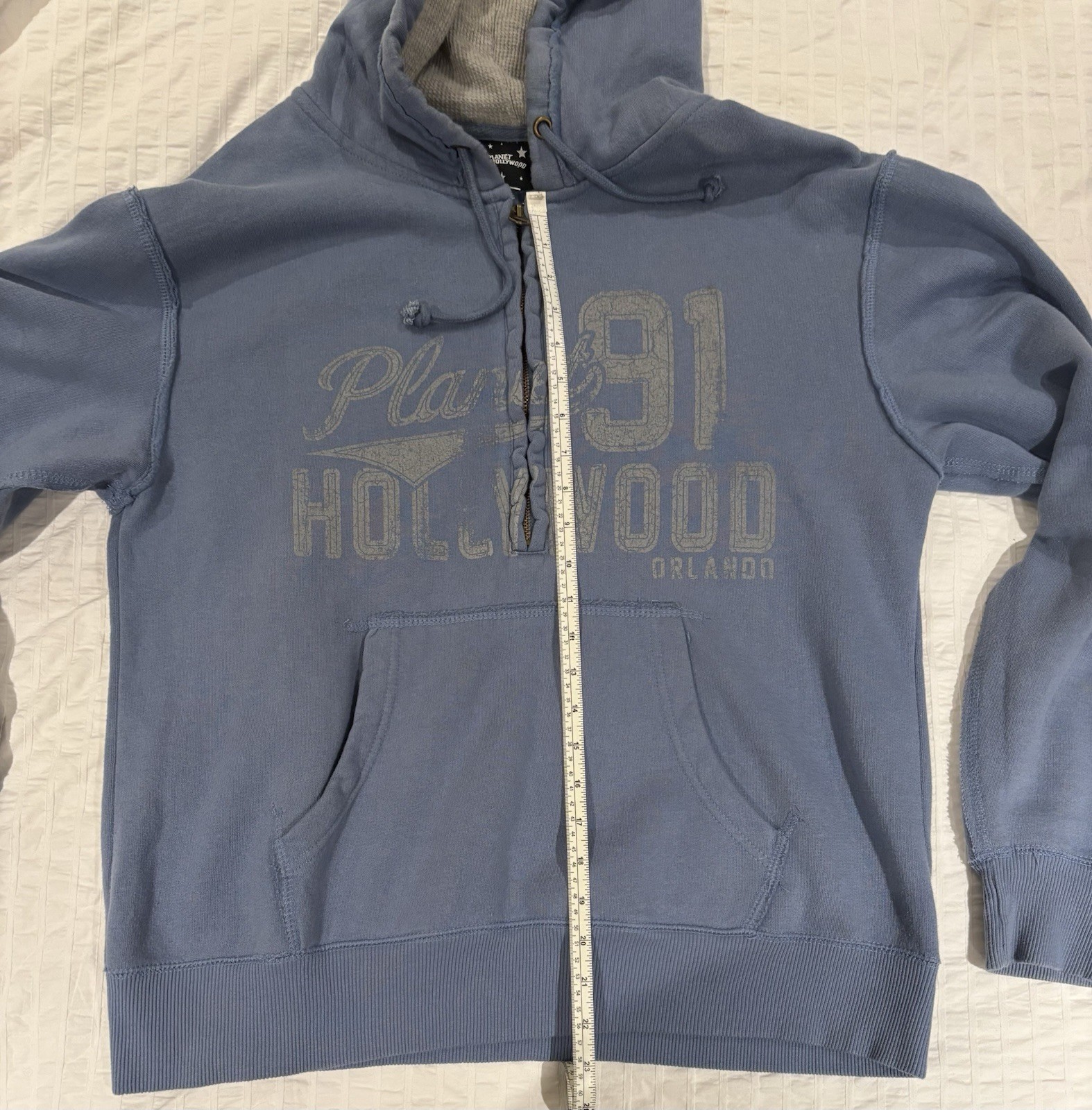 Vintage 1998 Planet Hollywood Distressed Thrashed Half Zip Hoodie Size M_7 Vintage 1998 Planet Hollywood Distressed Thrashed Half Zip Hoodie Size M