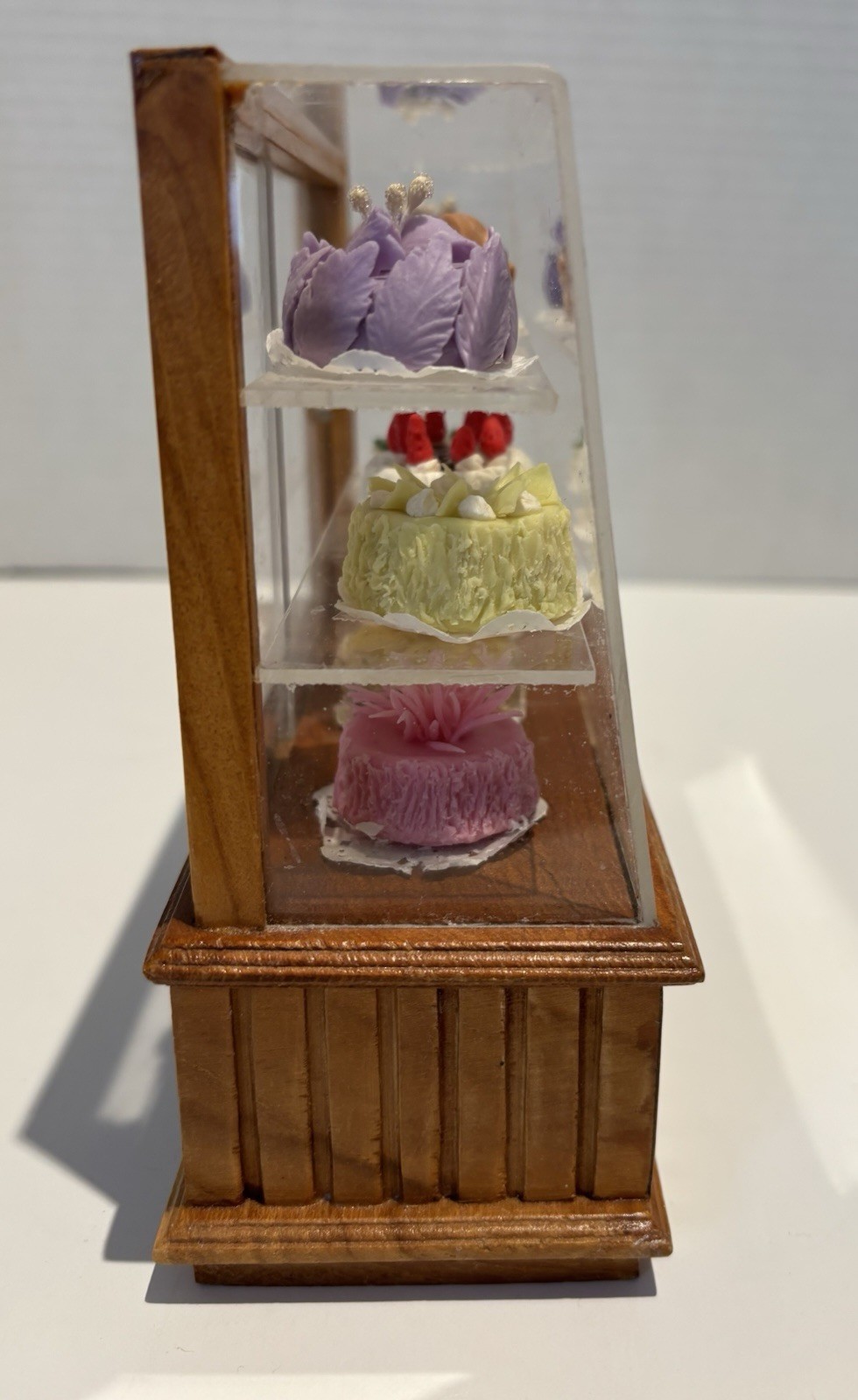 Dolls House Miniature Handmade Bakery Display & 9 Cakes Diorama w/ Sliding Doors_3 Dolls House Miniature Handmade Bakery Display & 9 Cakes Diorama w/ Sliding Doors