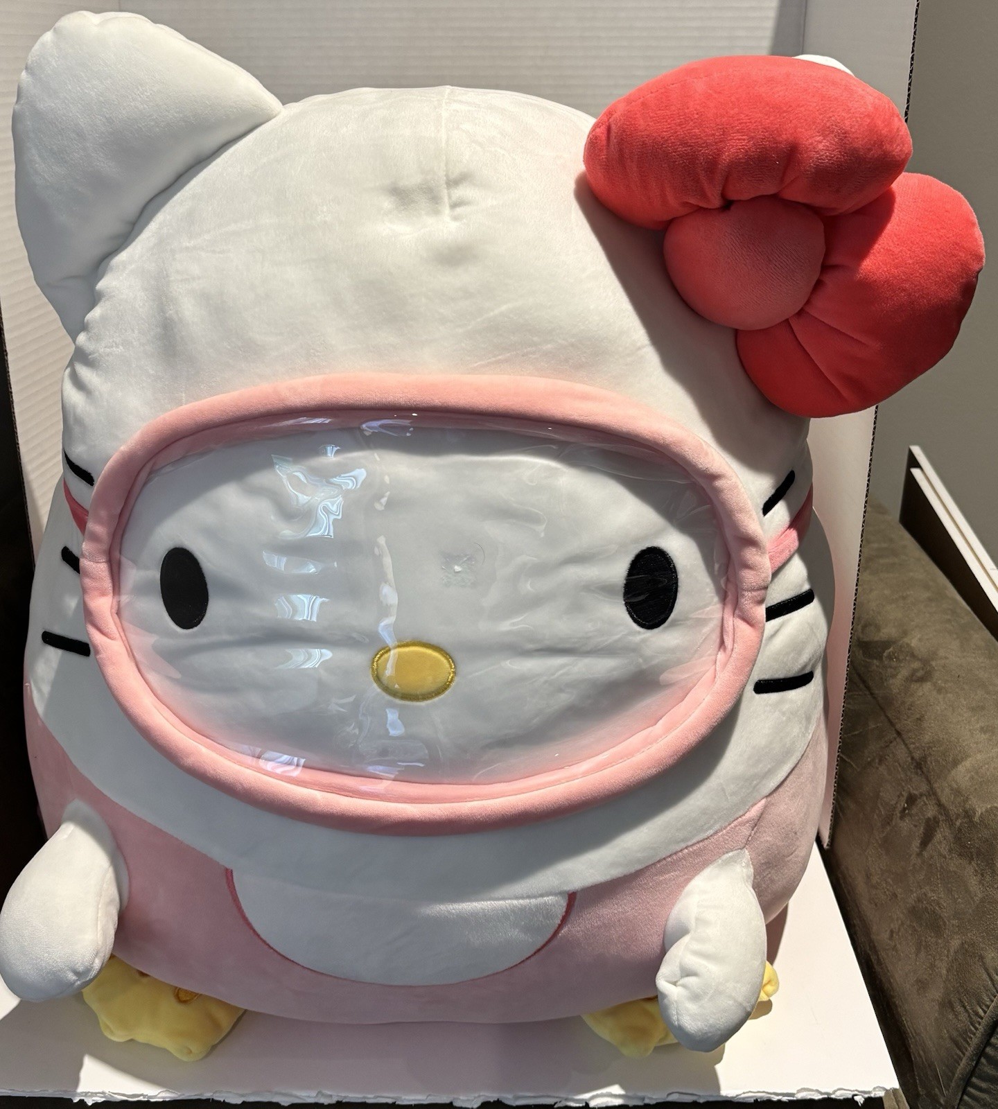 Huge Squishmallows Hello Kitty Scuba Gear 20-24" - Sanrio 2021_0 Huge Squishmallows Hello Kitty Scuba Gear 20-24" - Sanrio 2021