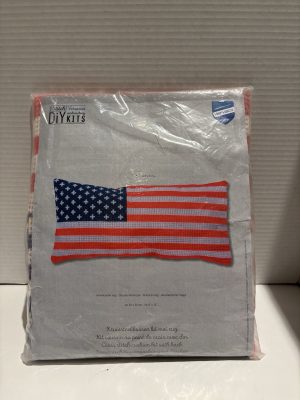 Vervaco ~ DIY Embroidery Kit ~ American USA Flag New