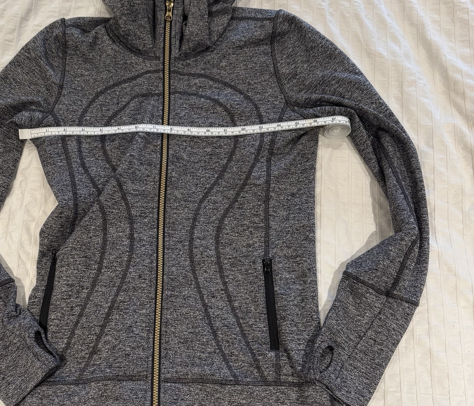 LULULEMON Women's Size 6 Stride Jacket Hood Heathered Gray Black_4 LULULEMON Women's Size 6 Stride Jacket Hood Heathered Gray Black