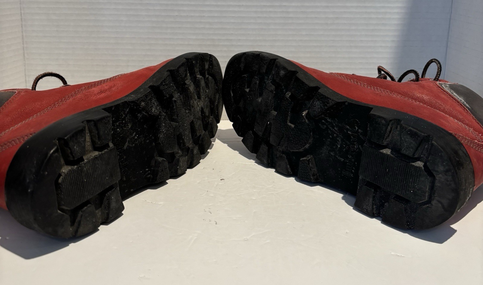 Timberland Kids Hiking Boots Red Leather Waterproof Size 4 GUC_5 Timberland Kids Hiking Boots Red Leather Waterproof Size 4 GUC