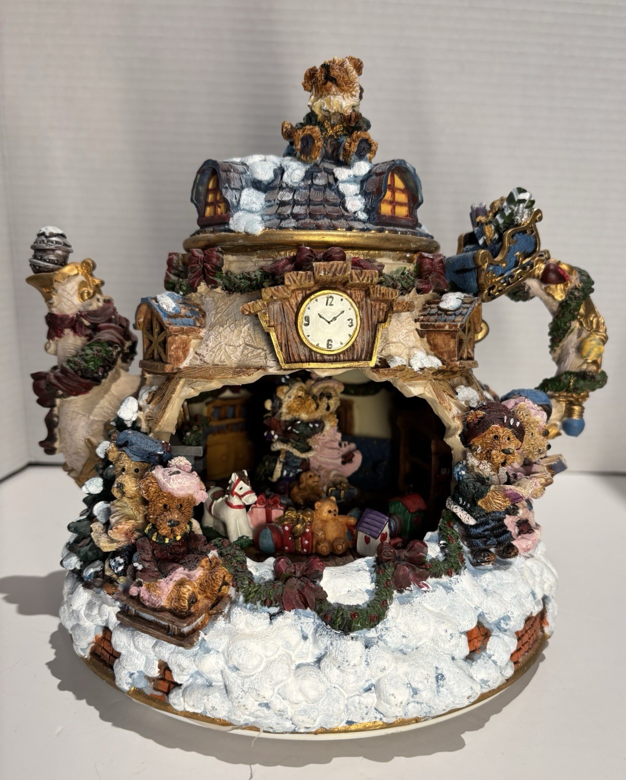 Boyd's Bears Silent Night Musical Light Teapot Figure Christmas Music Box Spins_0 Boyd's Bears Silent Night Musical Light Teapot Figure Christmas Music Box Spins