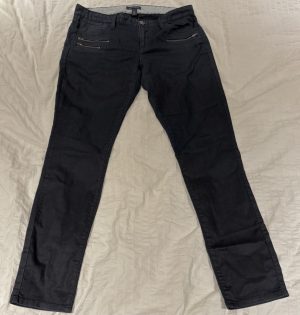 Vintage Y2K Tommy Hilfiger Jeans Women’s Black Straight Leg Size 8 W30 L29.5