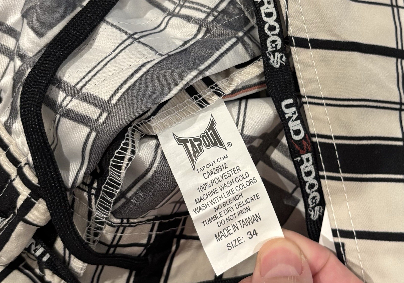 TAPOUT MMA Vintage Y2K Men’s 34” All Over Print Underdog Shorts Made in Taiwan_3 TAPOUT MMA Vintage Y2K Men’s 34” All Over Print Underdog Shorts Made in Taiwan