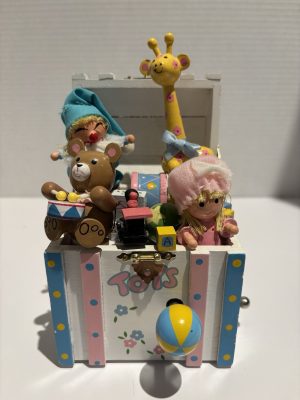 Vintage 1983 Enesco TOY BOX Giraffe Clown Bear Doll Music Box It's A Small World