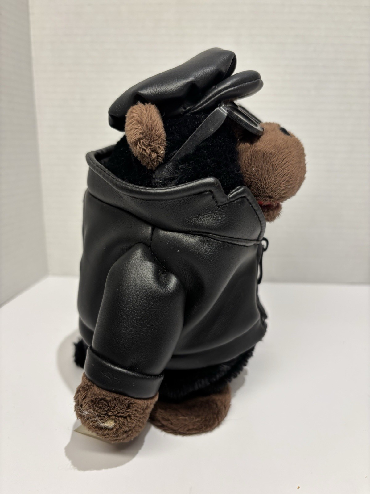 Dan Dee Singing Dancing Wild Thing Gorilla Plush Stuffed Toy Vintage 1999 Works_3 Dan Dee Singing Dancing Wild Thing Gorilla Plush Stuffed Toy Vintage 1999 Works