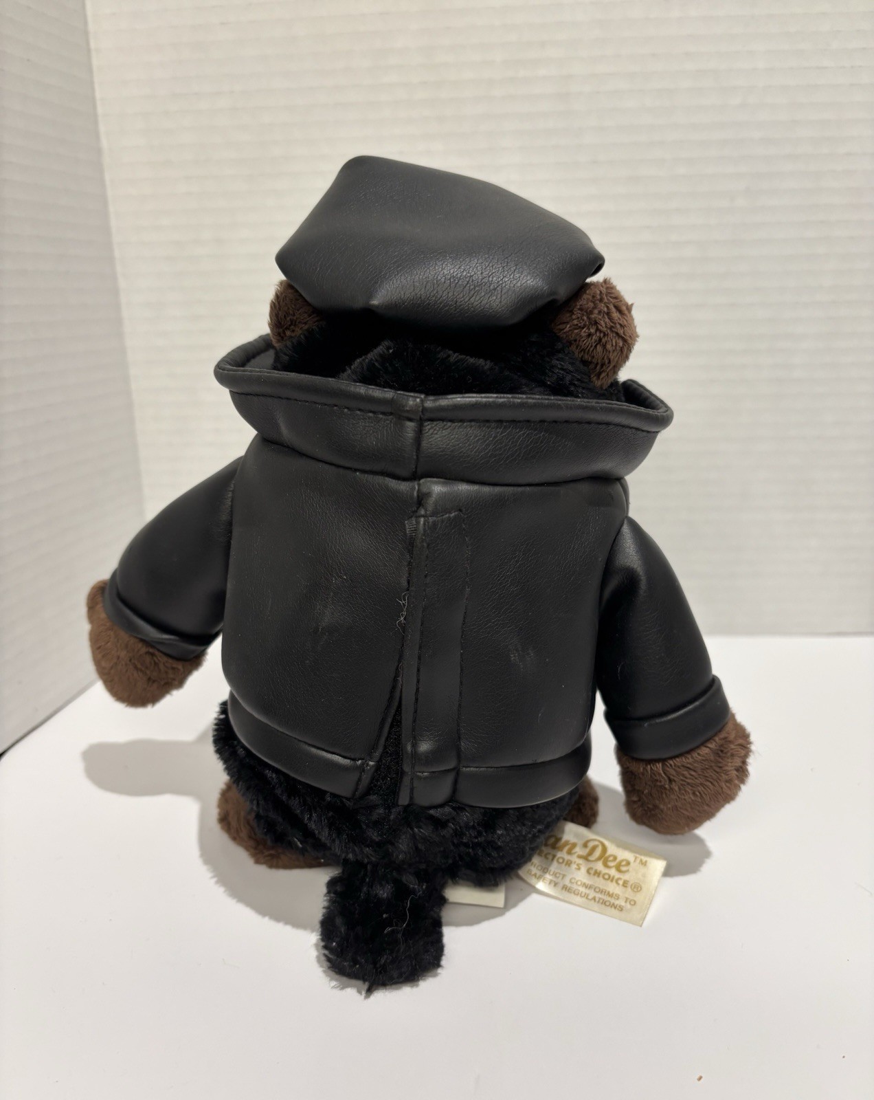 Dan Dee Singing Dancing Wild Thing Gorilla Plush Stuffed Toy Vintage 1999 Works_4 Dan Dee Singing Dancing Wild Thing Gorilla Plush Stuffed Toy Vintage 1999 Works