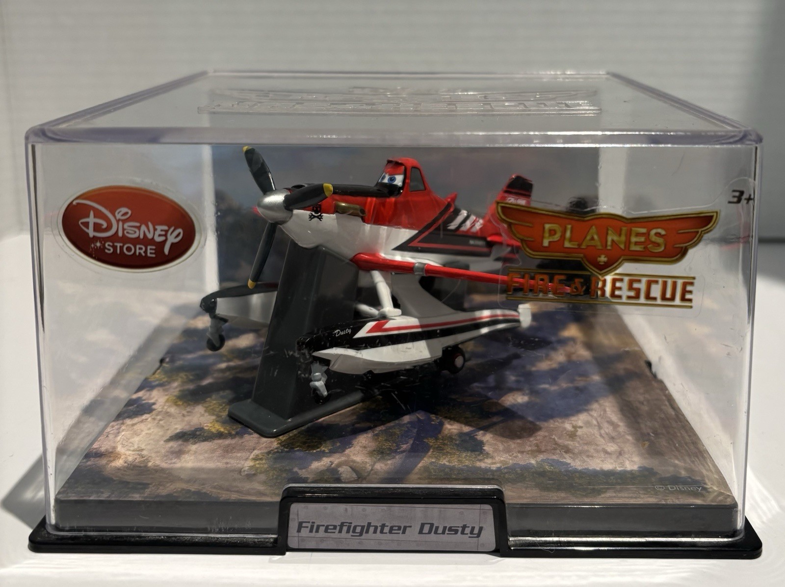 Disney Store Exclusive Pixar's Planes Fire & Rescue Die Cast Firefighter Dusty_0 Disney Store Exclusive Pixar's Planes Fire & Rescue Die Cast Firefighter Dusty