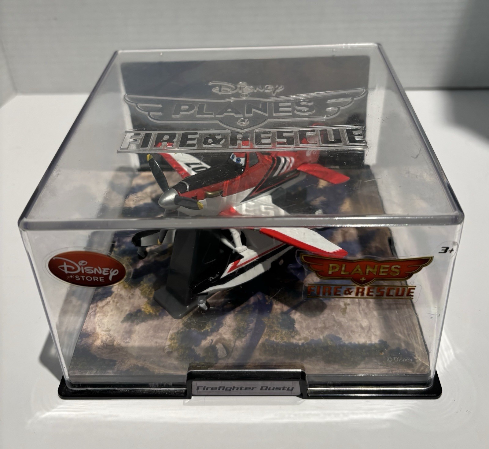 Disney Store Exclusive Pixar's Planes Fire & Rescue Die Cast Firefighter Dusty_2 Disney Store Exclusive Pixar's Planes Fire & Rescue Die Cast Firefighter Dusty