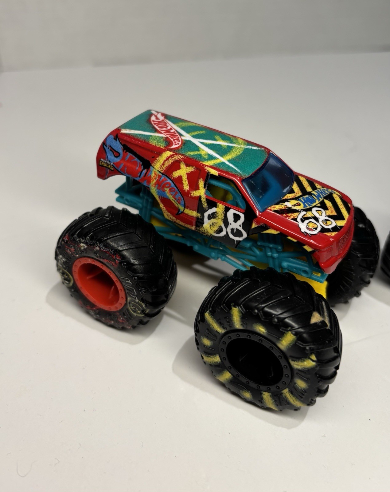 Crushstation Hot Wheels MONSTER JAM Truck & Demo Derby #68 Loose Lot Of 2_2 Crushstation Hot Wheels MONSTER JAM Truck & Demo Derby #68 Loose Lot Of 2