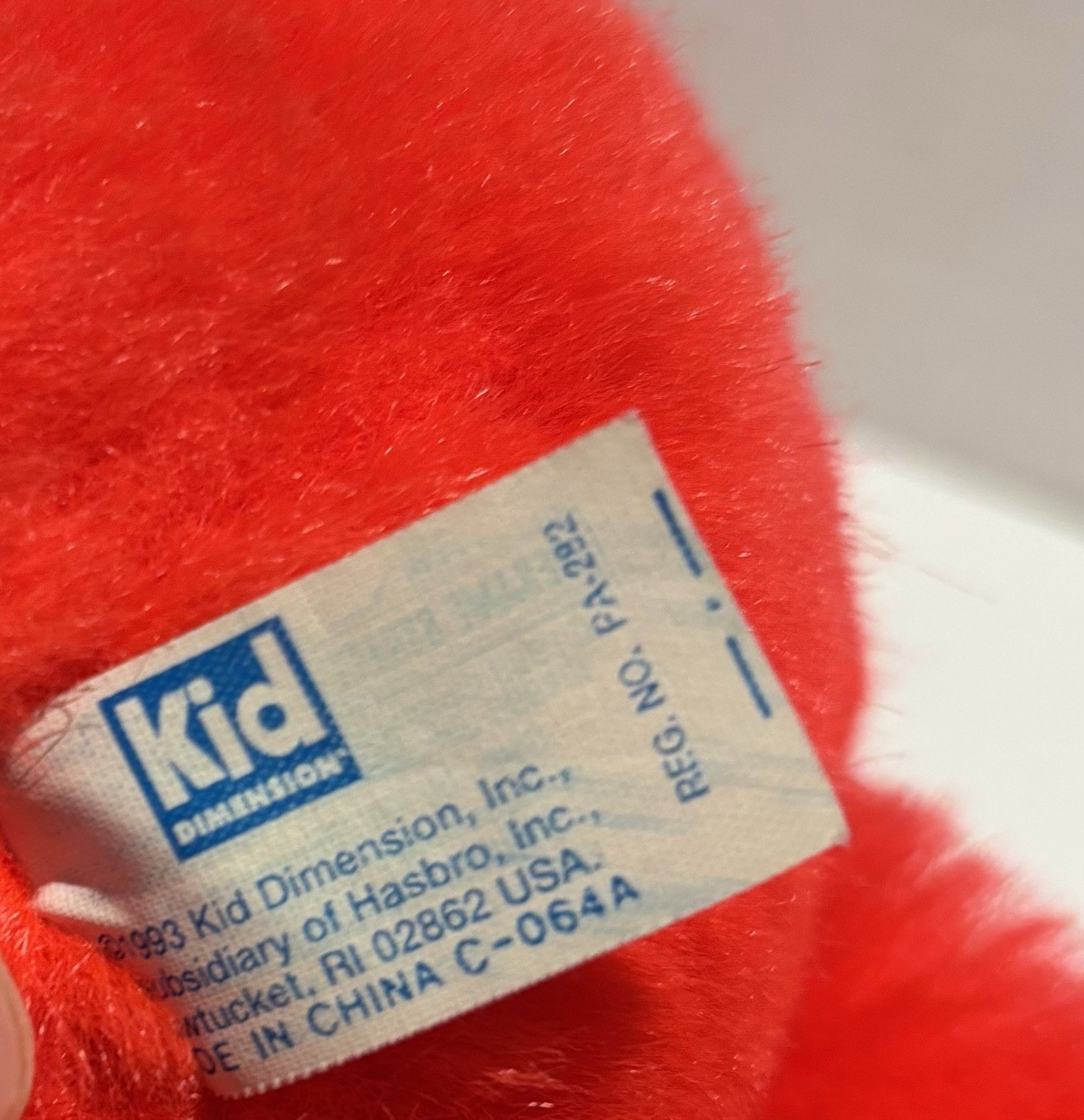 Sesame Street ELMO Plush Vintage 1993 Kid Dimension ABC Medallion Hasbro 17”_1 Sesame Street ELMO Plush Vintage 1993 Kid Dimension ABC Medallion Hasbro 17”
