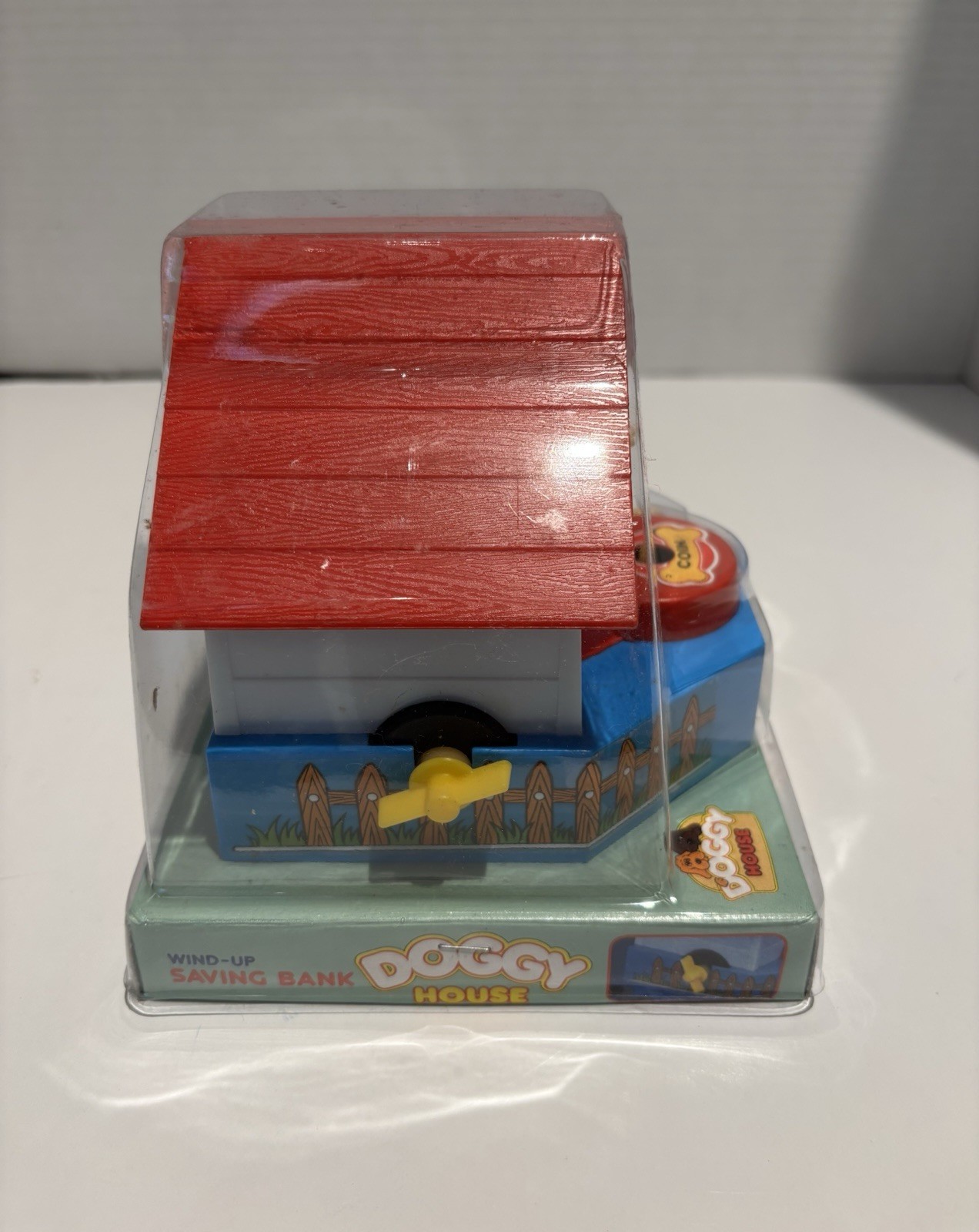 Mechanical Dog House Vintage 80’s COIN BANK Wind Up Hong Kong Made New Sealed_3 Mechanical Dog House Vintage 80’s COIN BANK Wind Up Hong Kong Made New Sealed