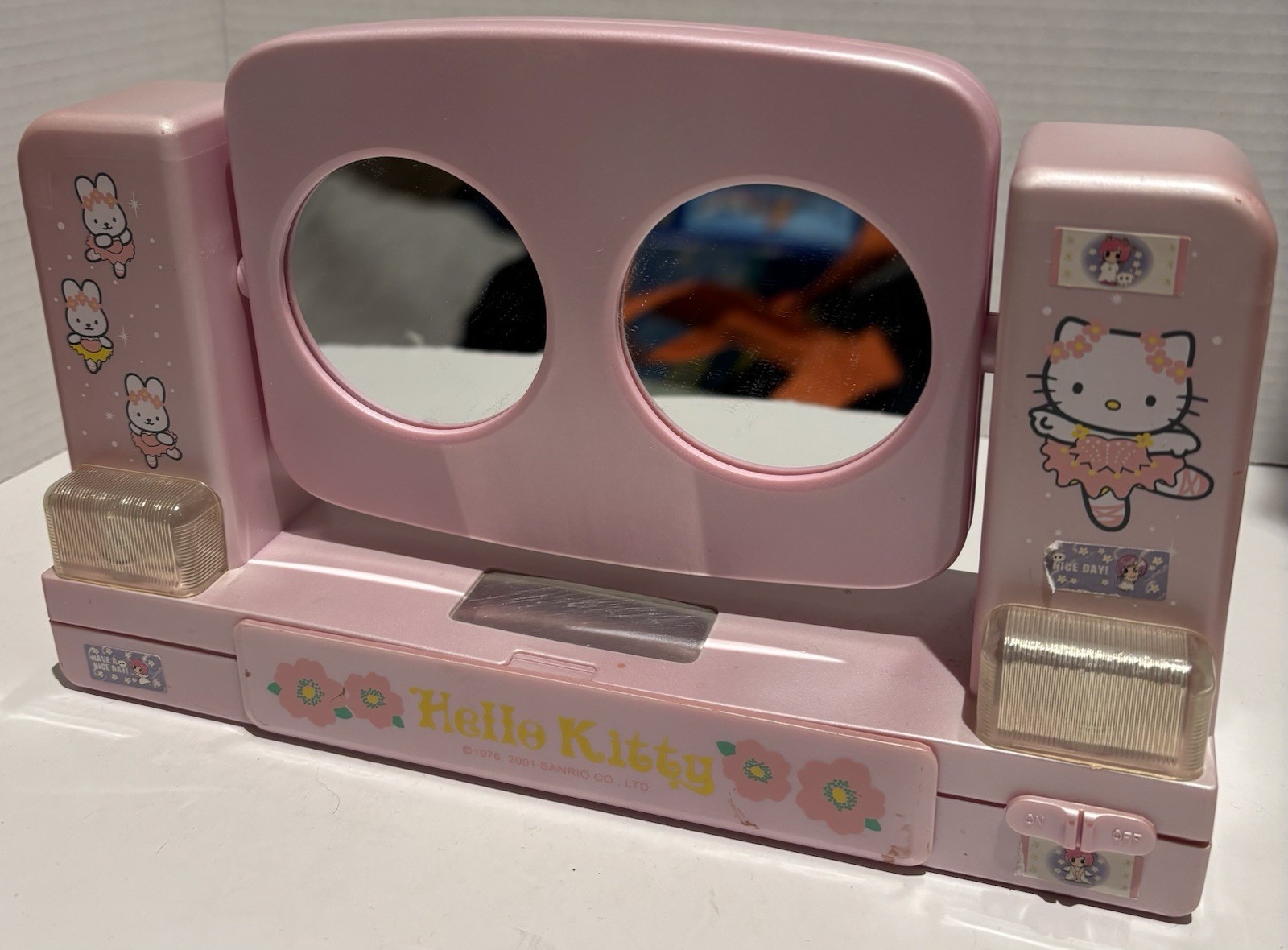 Vintage 2001 Hello Kitty Vanity Makeup Mirror Sanrio Ballerina Theme_1 Vintage 2001 Hello Kitty Vanity Makeup Mirror Sanrio Ballerina Theme