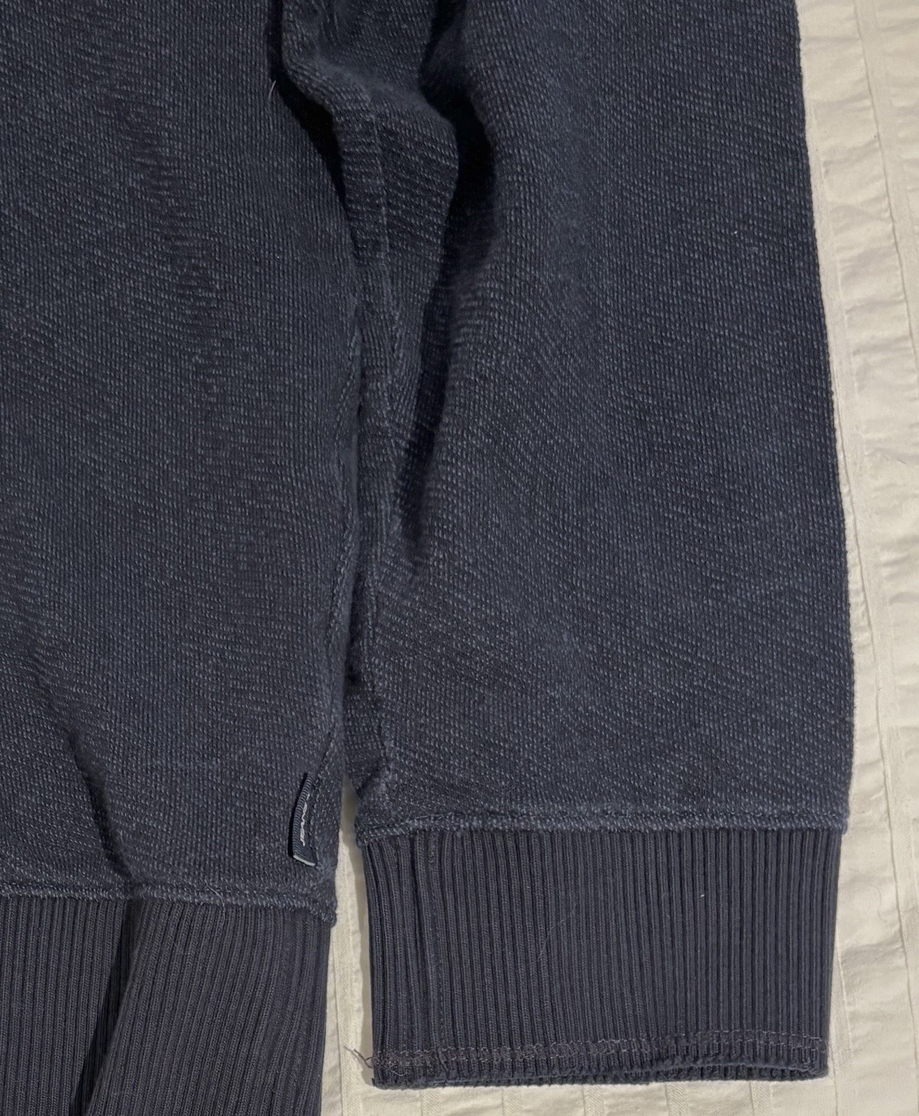 ARMANI JEANS Men’s Crew Neck Charcoal Grey Pullover Jumper Sweater Size M_2 ARMANI JEANS Men’s Crew Neck Charcoal Grey Pullover Jumper Sweater Size M
