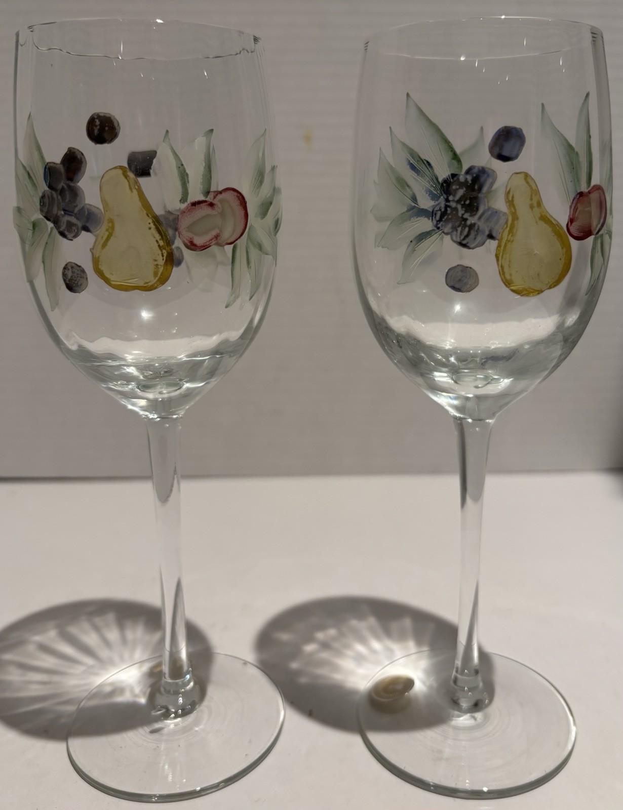 Vintage Pair Of Crystal Wine Glasses Hand-Painted Made in Romania New_1 Vintage Pair Of Crystal Wine Glasses Hand-Painted Made in Romania New