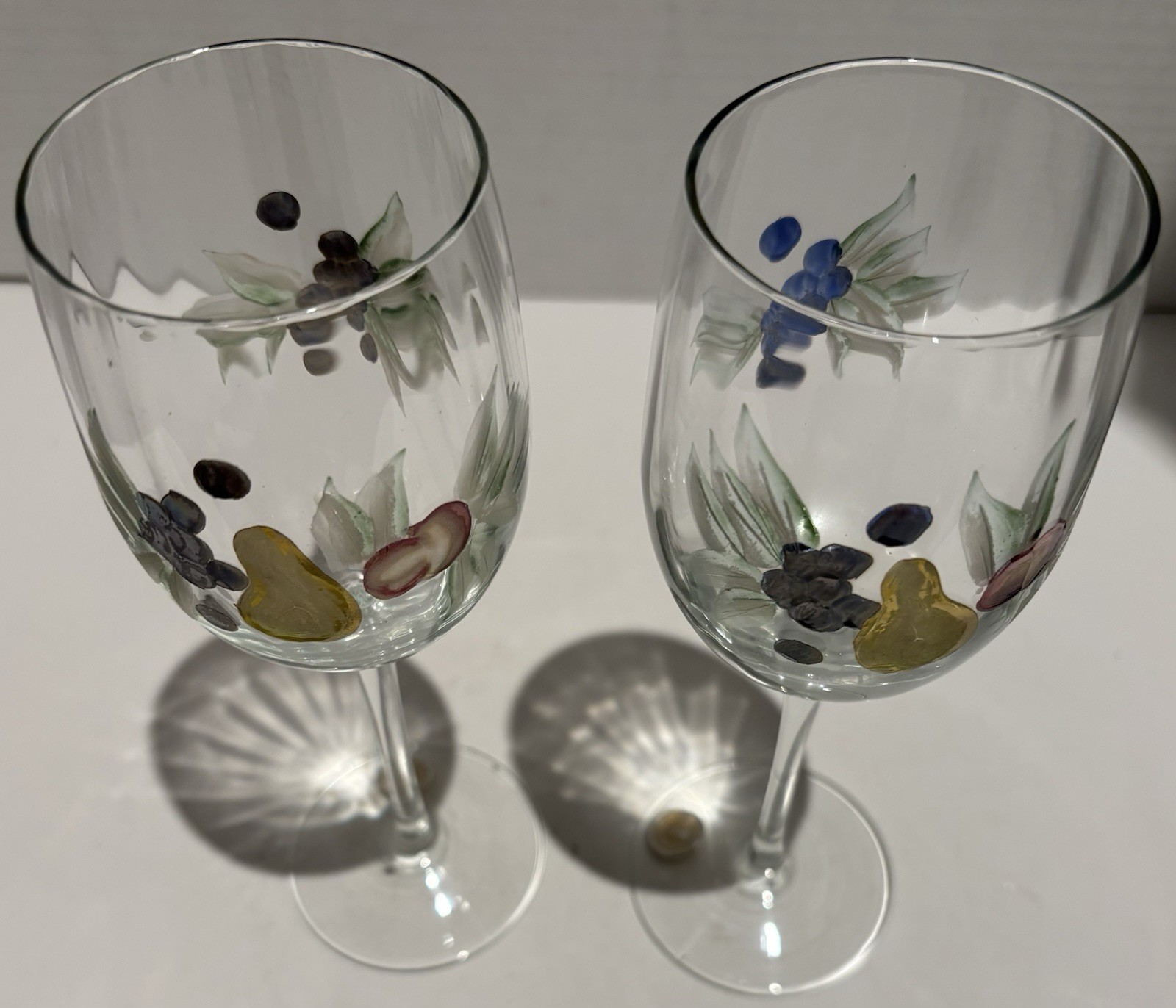 Vintage Pair Of Crystal Wine Glasses Hand-Painted Made in Romania New_2 Vintage Pair Of Crystal Wine Glasses Hand-Painted Made in Romania New