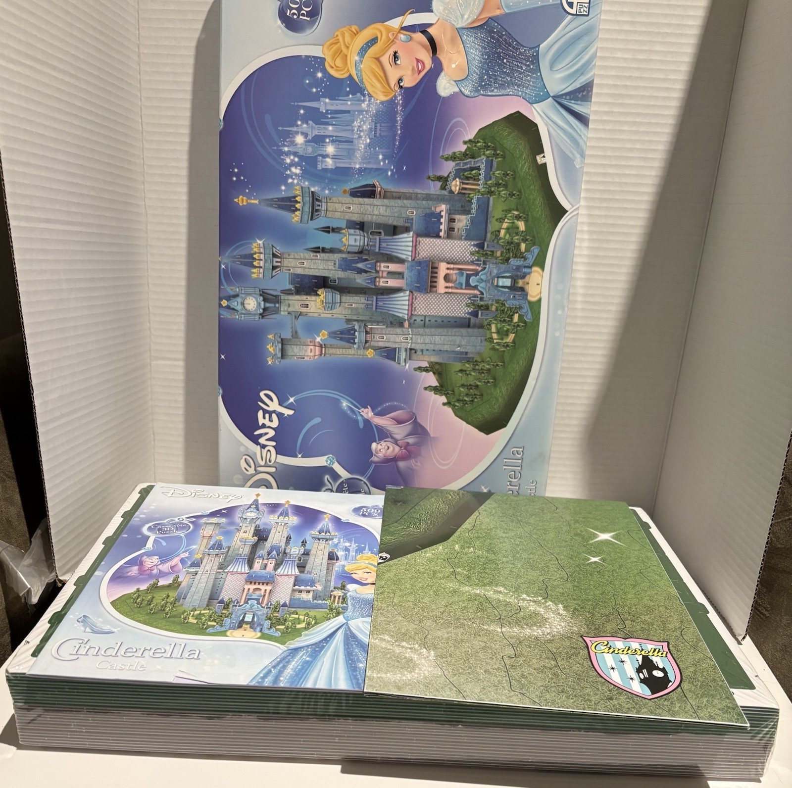 Cinderella Castle Disney 3D Puzzle 356 Pieces 4D Cityscape New Open Box_3 Cinderella Castle Disney 3D Puzzle 356 Pieces 4D Cityscape New Open Box