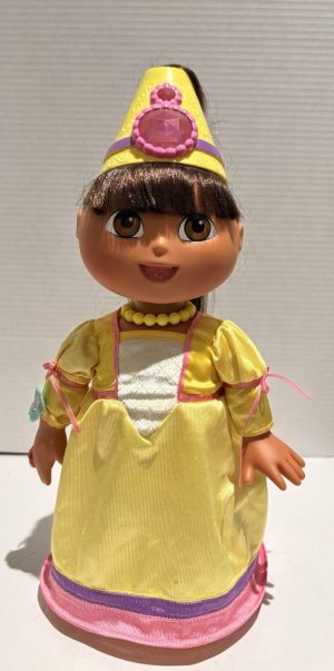 Working! Dora the Explorer Magic Hair Fairytale Princess Doll Talks Mattel 2003