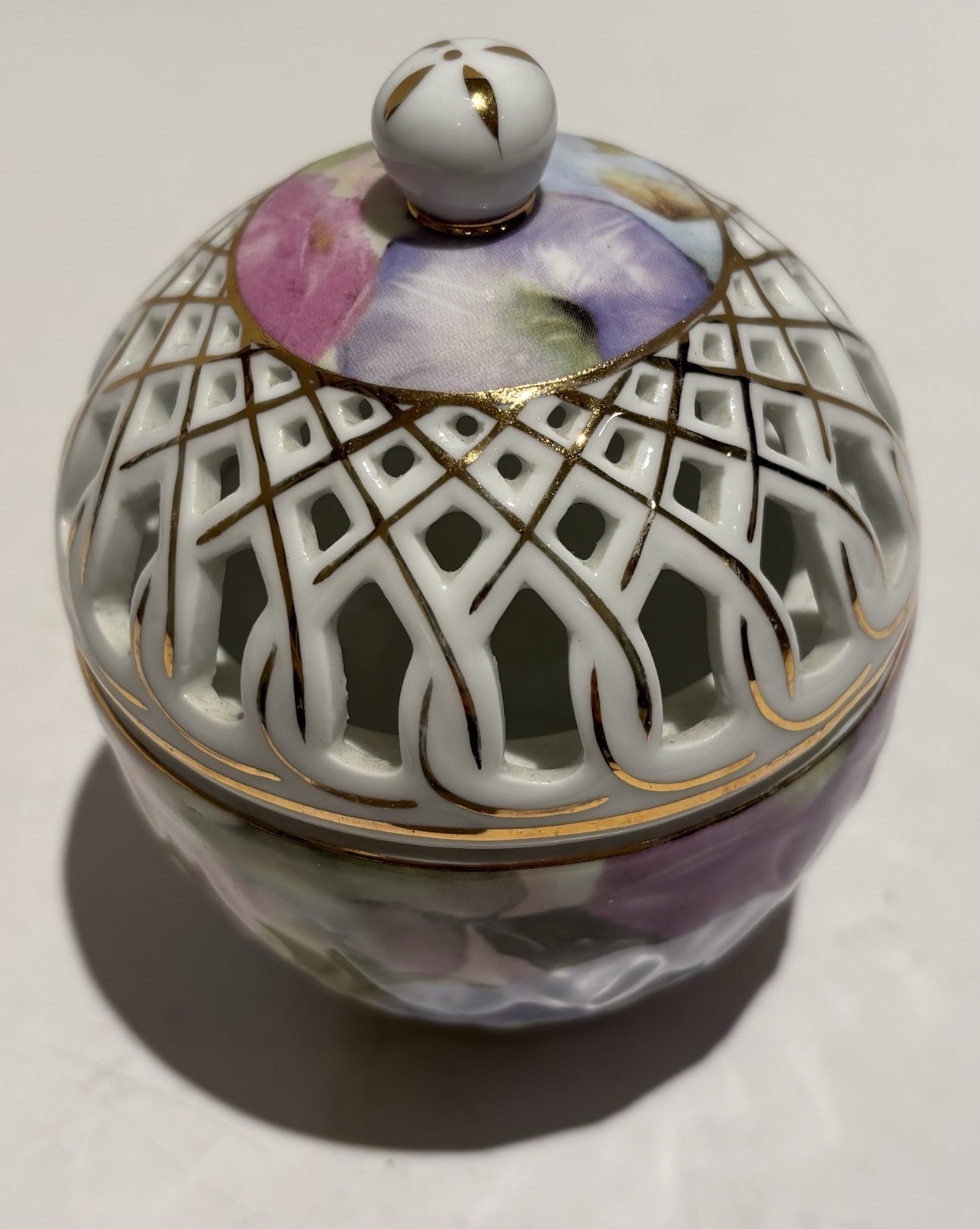 SKYE MCGHIE Morning Glory Floral Trinket Box Sugar Cube Bowl w/ Lattice Lid VGUC_1 SKYE MCGHIE Morning Glory Floral Trinket Box Sugar Cube Bowl w/ Lattice Lid VGUC