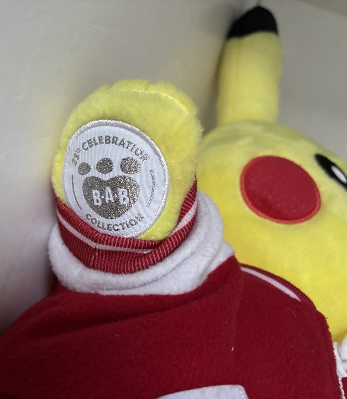 Build-A-Bear Pokémon Pikachu 25th Anniversary Plush Limited Edition w/ Jacket_4 Build-A-Bear Pokémon Pikachu 25th Anniversary Plush Limited Edition w/ Jacket