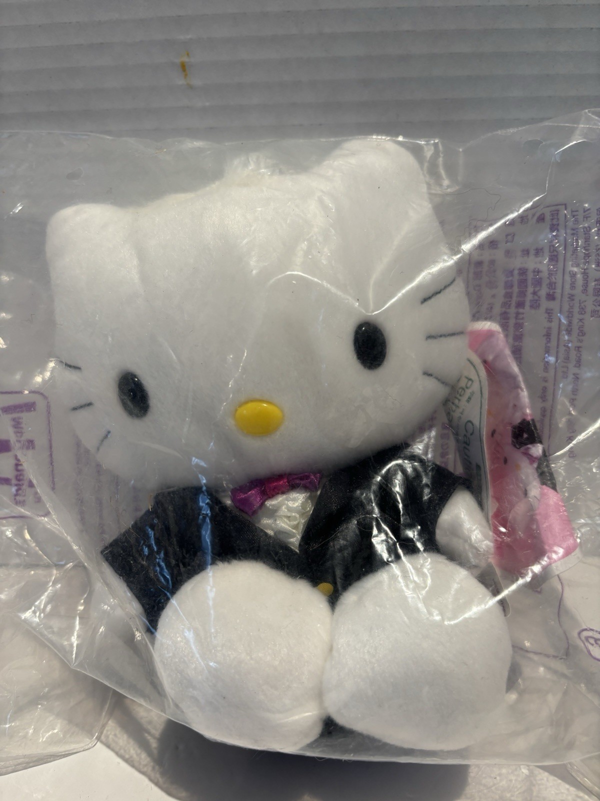 Vintage Sanrio 1999 Hello Kitty Tuxedo Beanie Plush Doll SEALED Rare McDonald’s_1 Vintage Sanrio 1999 Hello Kitty Tuxedo Beanie Plush Doll SEALED Rare McDonald’s