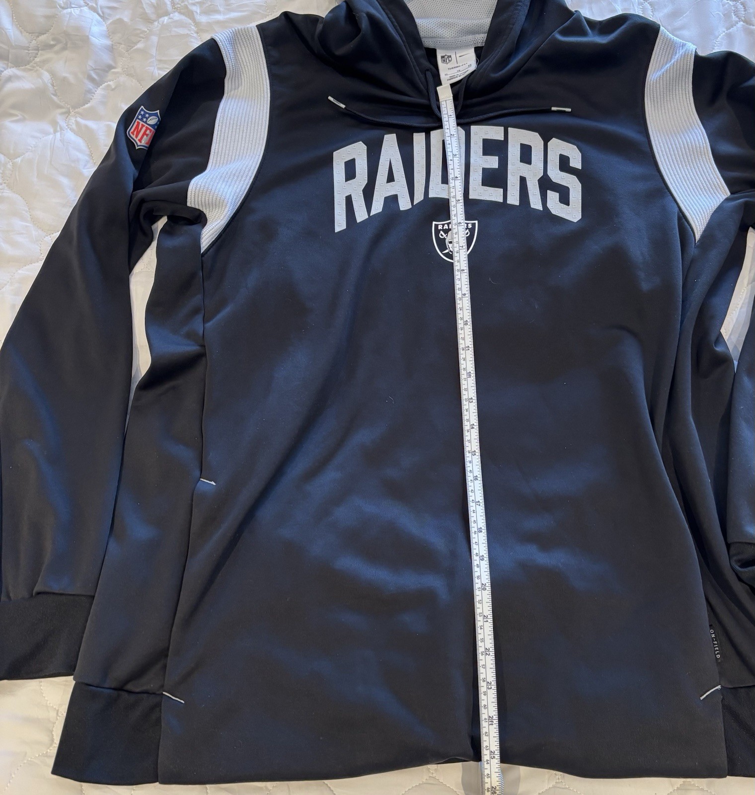 Men's Nike Black Las Vegas Raiders Sideline Therma-Fit Hoodie Size XL VGUC_4 Men's Nike Black Las Vegas Raiders Sideline Therma-Fit Hoodie Size XL VGUC