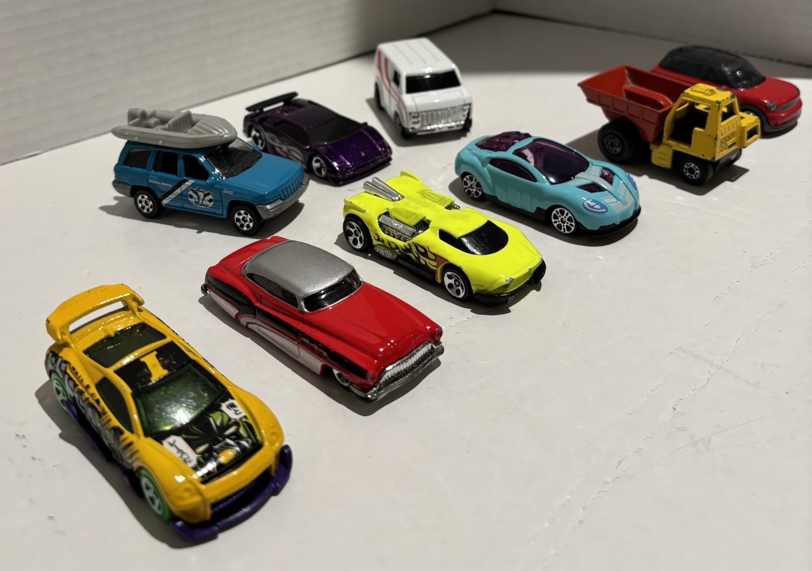 Vintage Hot Wheels Matchbox Lot of 9 1978 - 2000’s Die Cast Metal_3 Vintage Hot Wheels Matchbox Lot of 9 1978 - 2000’s Die Cast Metal